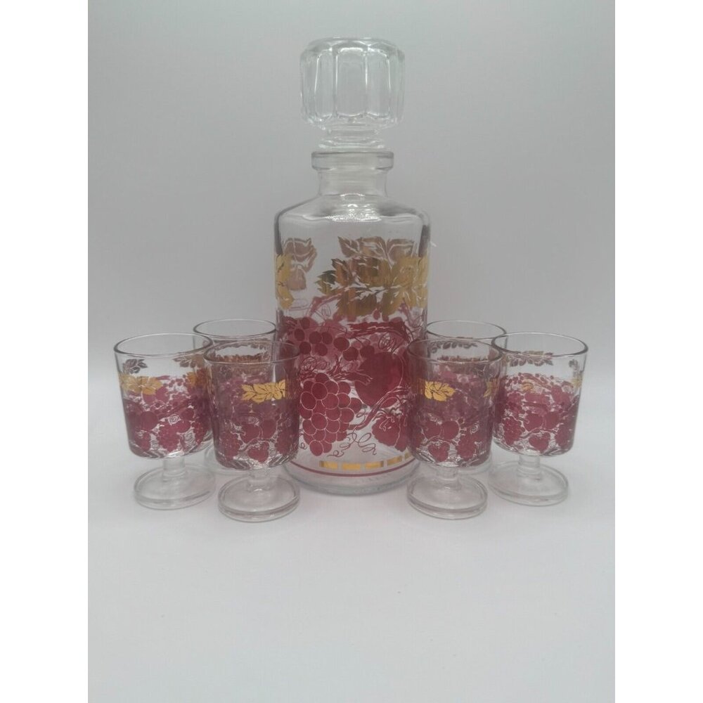 VTG French Luminarc Gold & Red Grape/Leaf Design Cordial Glass & Decanter Set